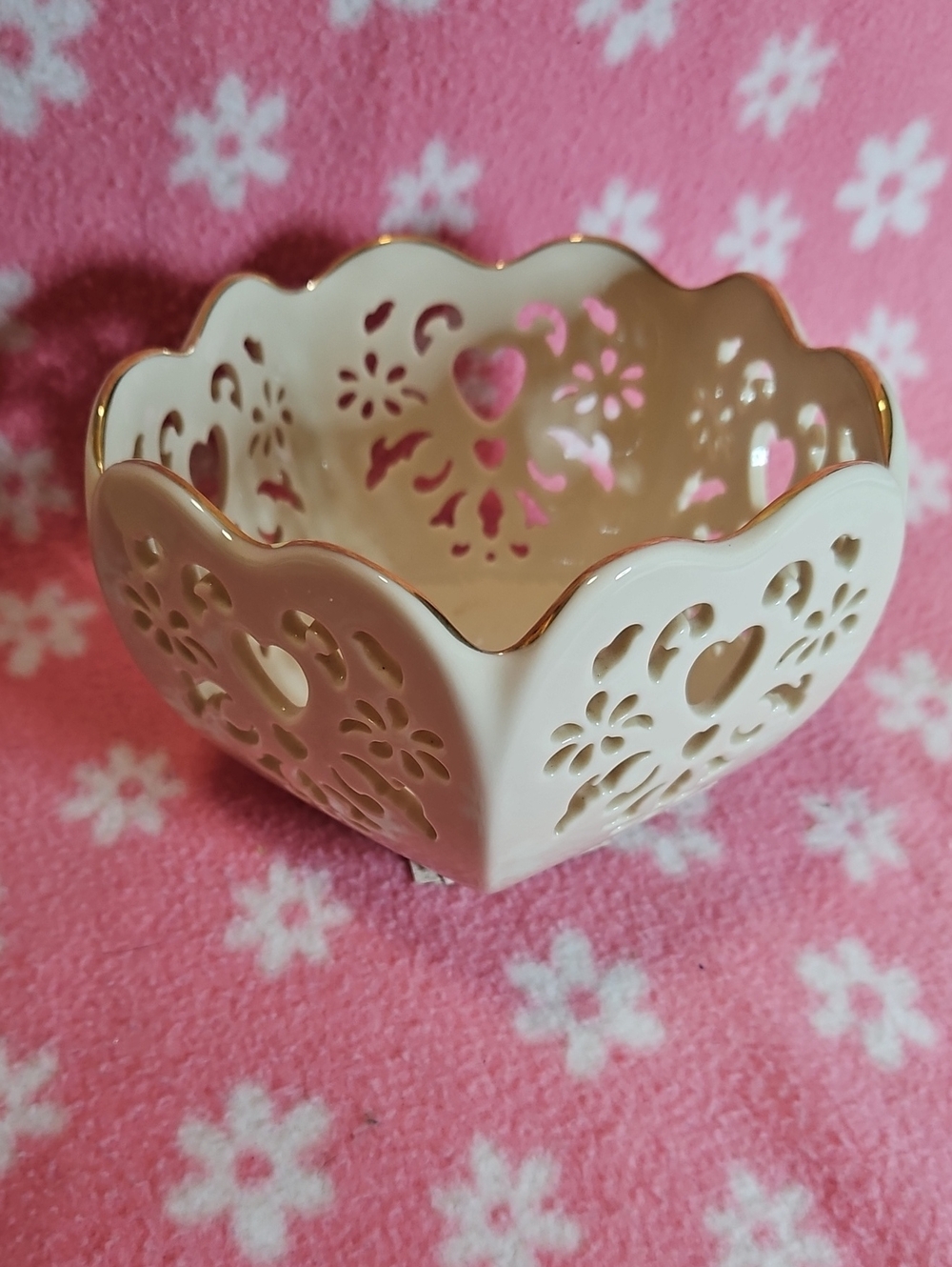 Lenox Cream Porcelain Heart Cutout Dish with Gold Trim